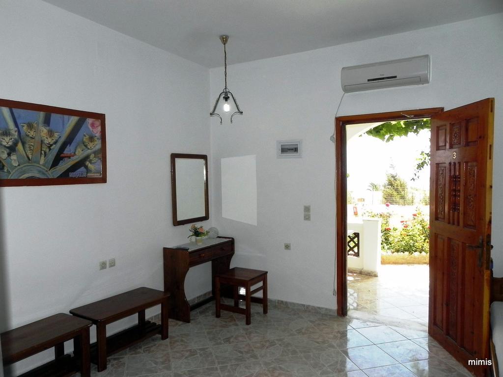 Mihalis Lakki (Karpathos)